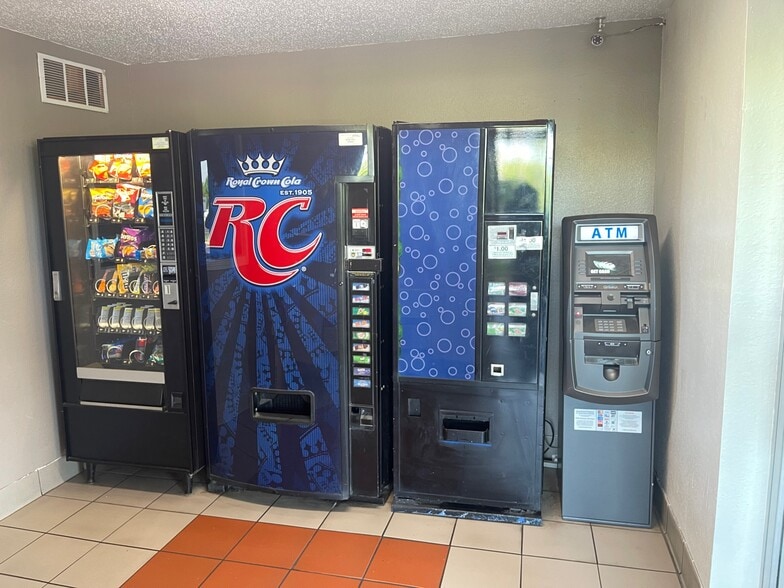 More Photos Of 4201 US 41, Evansville Hotel For Sale