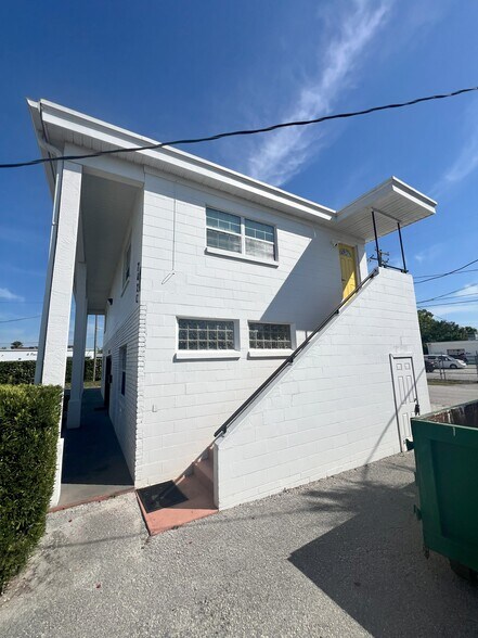 More Photos Of 742B, Winter Park Office For Lease