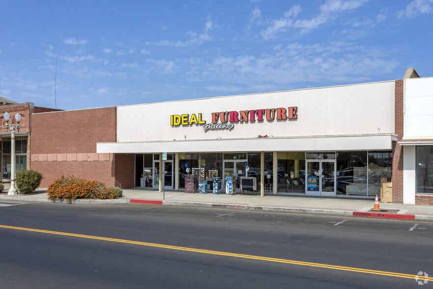 Primary Photo Of 116 W 6th St, Hanford Freestanding For Sale