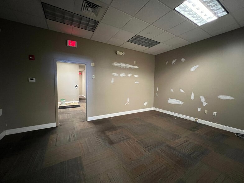 More Photos Of 1901-2009 Black Rock Tpke, Fairfield Unknown For Lease