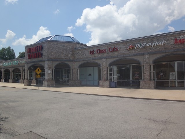 More Photos Of 1907-1911 W Parker Rd, Jonesboro General Retail For Lease