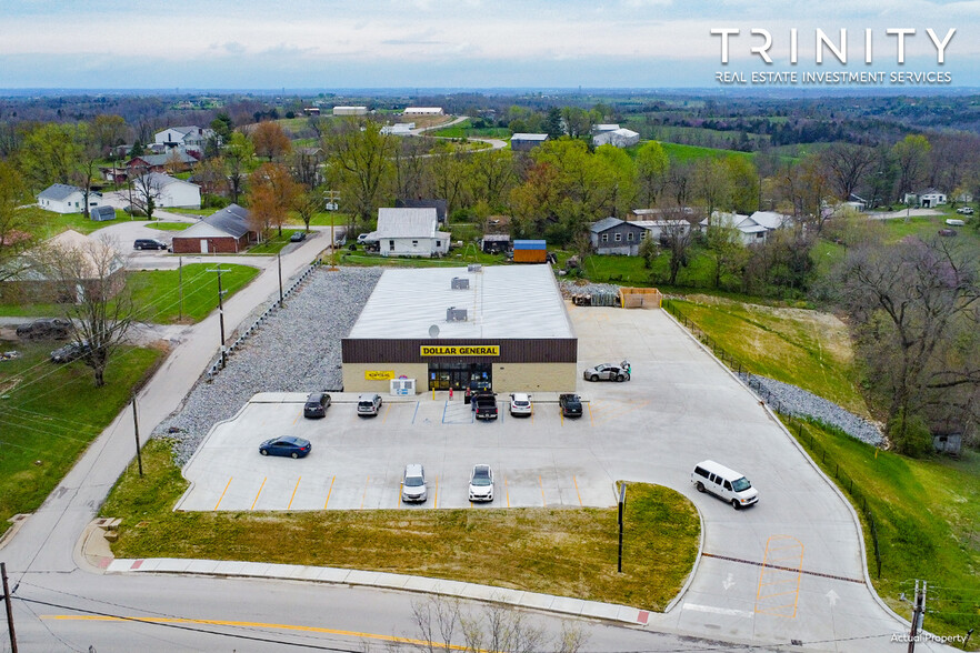 Primary Photo Of 176 W Walnut St, Mount Olivet Freestanding For Sale