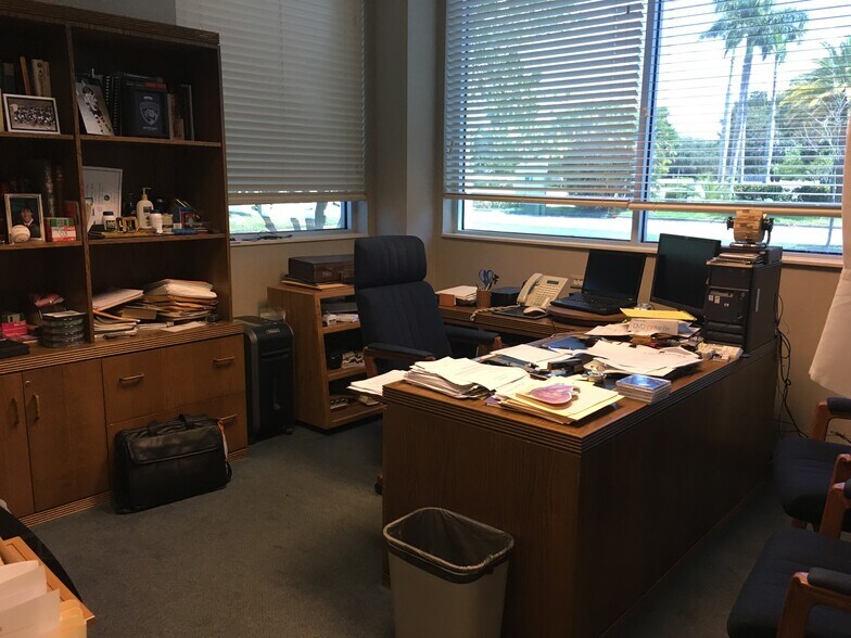 More Photos Of 900 NW 17th Ave, Delray Beach Medical For Sale