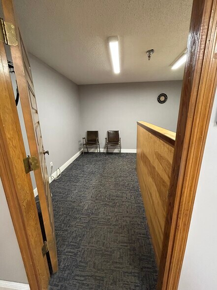 More Photos Of 11000 Metro Pky, Fort Myers Warehouse For Sale