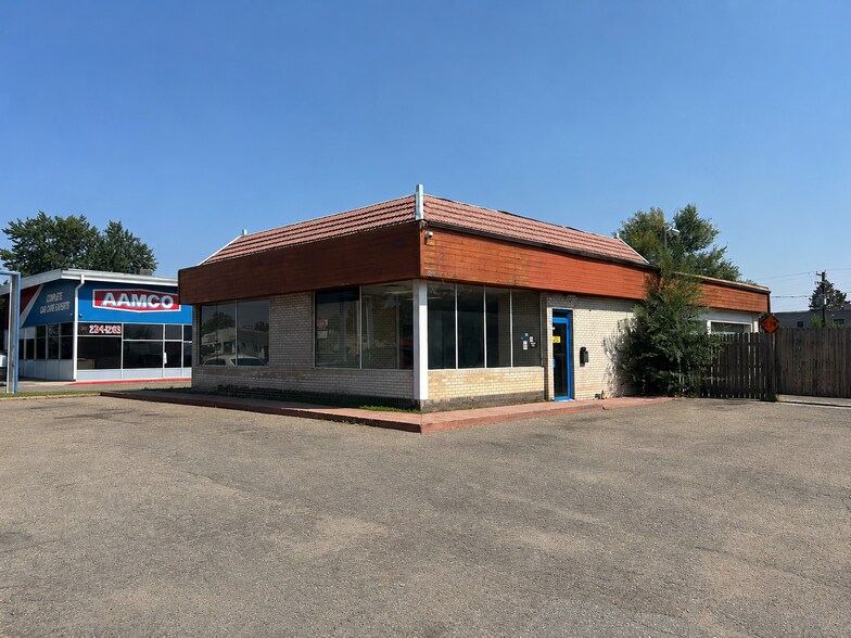 Primary Photo Of 8810 W Colfax Ave, Lakewood Auto Repair For Sale