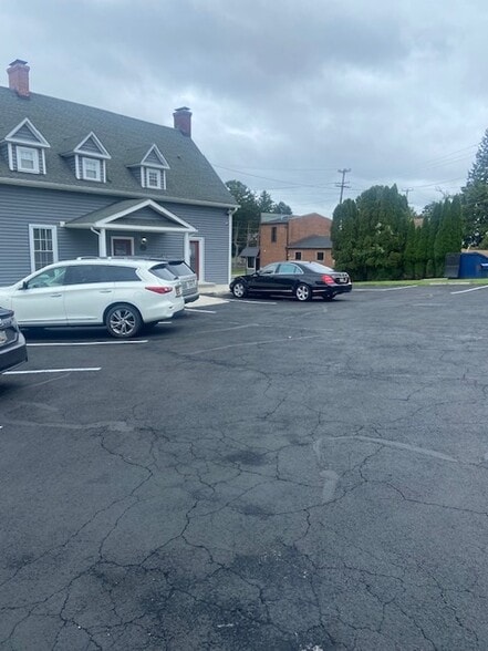 More Photos Of 2 Pleasant Hill Rd, Owings Mills Freestanding For Lease