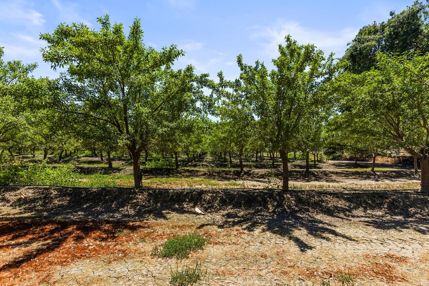 More Photos Of 7100 W Elkhorn Blvd, Sacramento Land For Sale