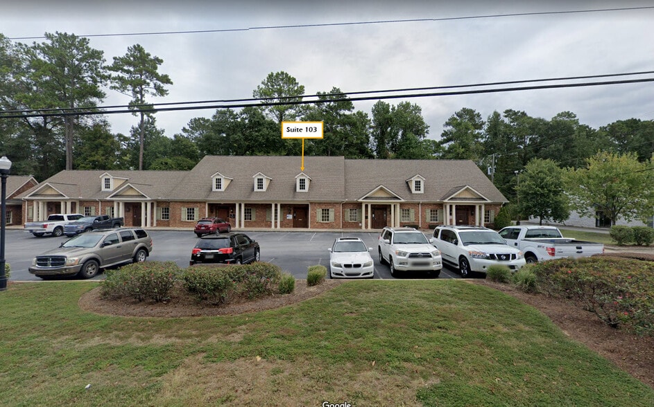 More Photos Of 3985 Arkwright Rd, Macon-Bibb Office For Sale