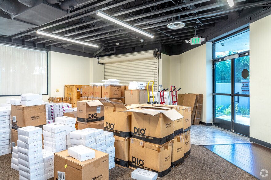 More Photos Of 2729 Bristol St, Costa Mesa Medical For Sale