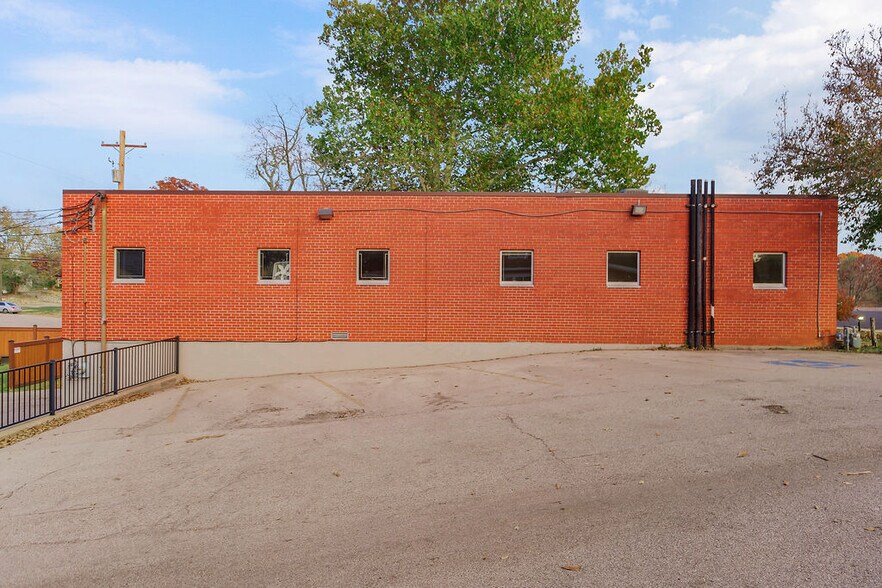 More Photos Of 1854 Minnesota Ave, Kansas City Office Residential For Sale