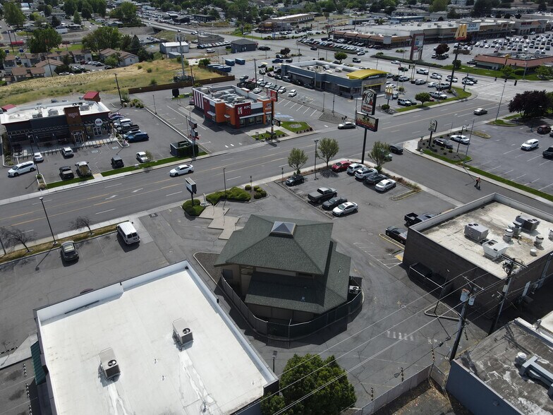 More Photos Of 2626 W Kennewick Ave, Kennewick Office For Lease