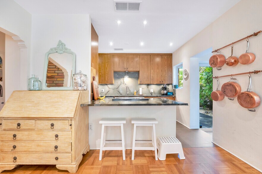 More Photos Of , Miami Multifamily For Sale