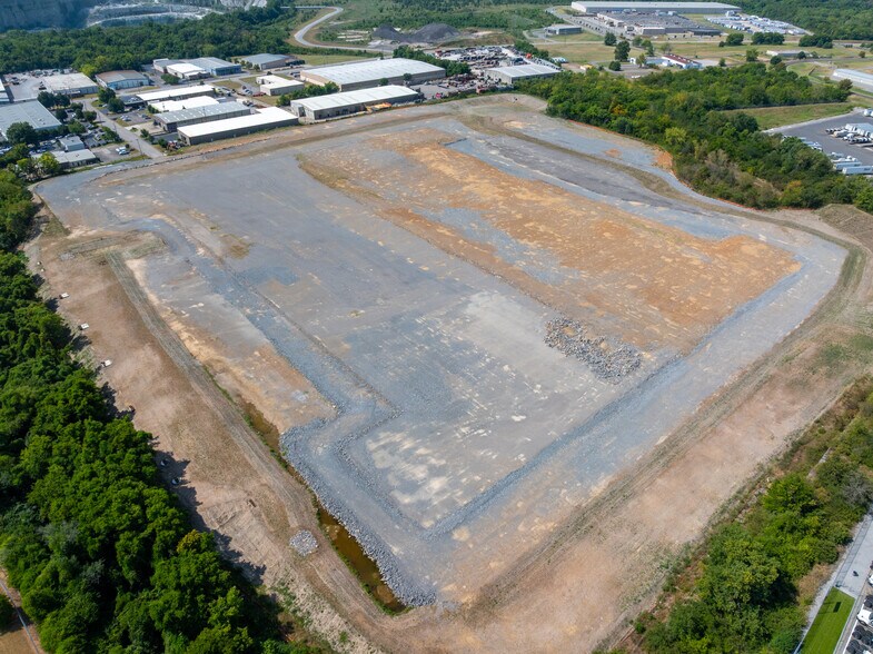 More Photos Of 7021 Westbelt Dr, Nashville Warehouse For Lease