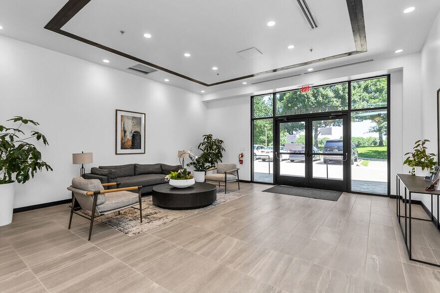 More Photos Of 5060 Tennyson Pky, Plano Medical For Sale