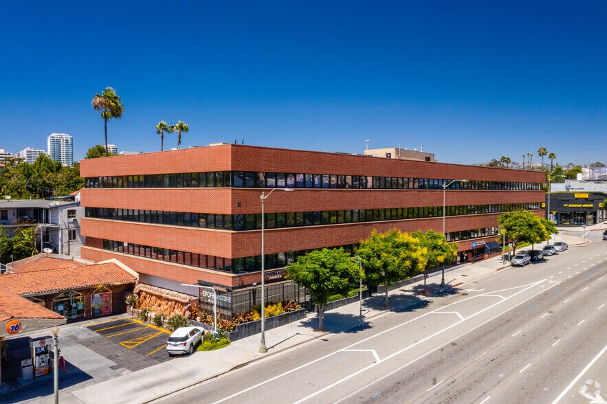 More Photos Of 10351 Santa Monica Blvd, Los Angeles Office For Lease