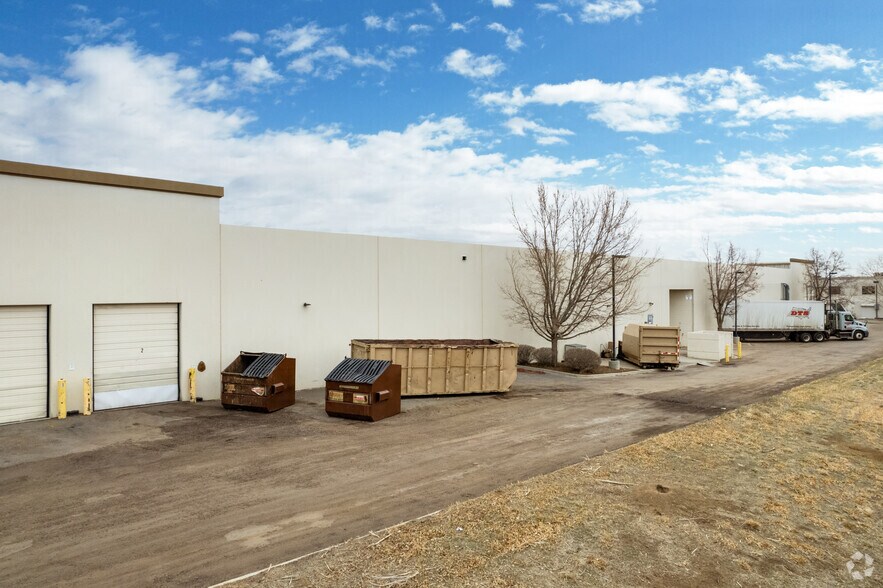 More Photos Of 1850 Dogwood St, Louisville Light Manufacturing For Lease