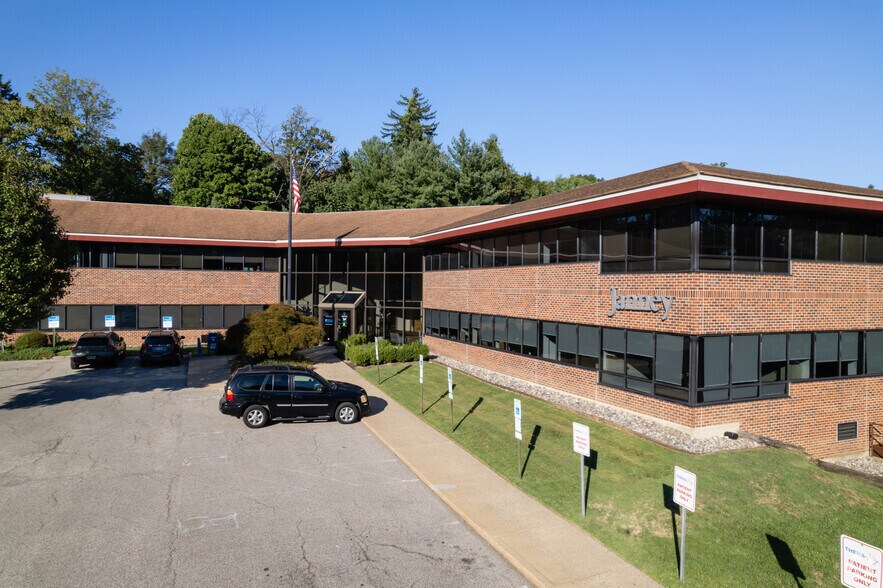 More Photos Of 8101 Washington Ln, Wyncote Office For Lease