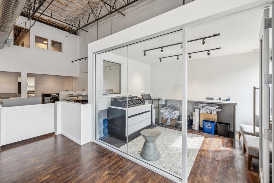 More Photos Of 4314 Redwood Hwy, San Rafael Office For Sale