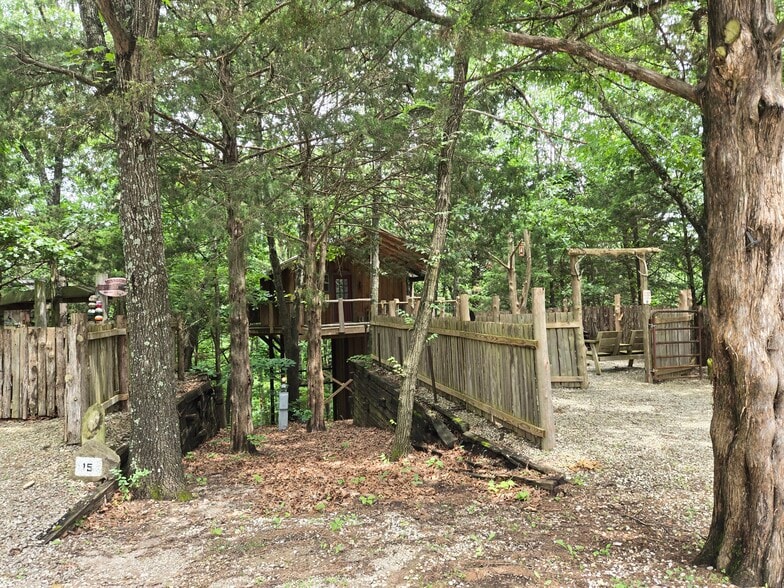 More Photos Of 159 Acorn Acres Ln, Branson West Trailer Camper Park For Sale