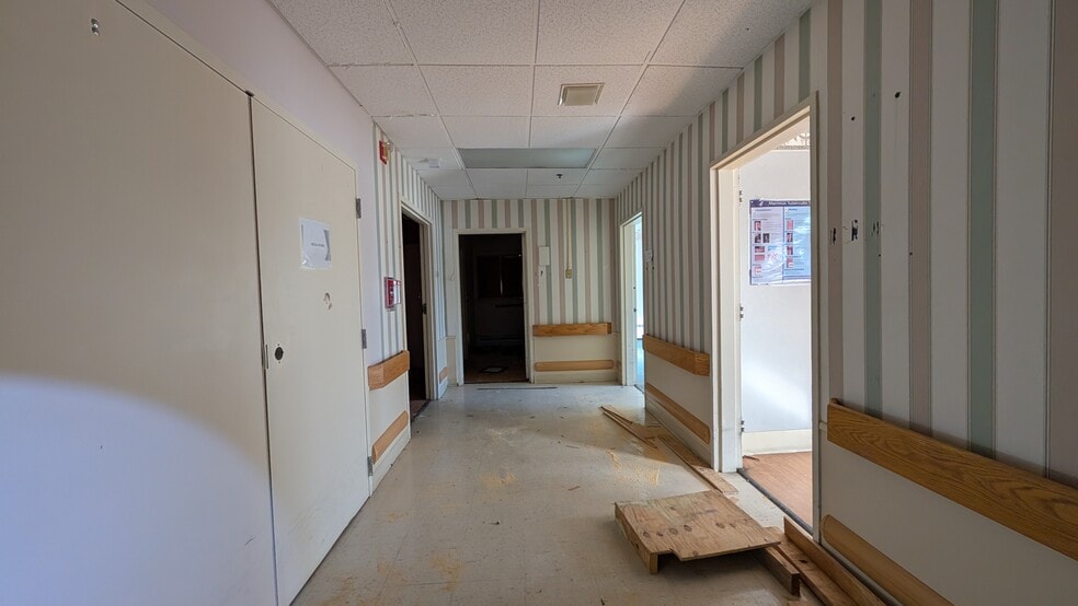 More Photos Of 60 Crouch Ave, Norwich Skilled Nursing Facility For Sale