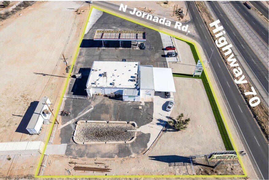 More Photos Of 5701 N Jornada Rd, Las Cruces Service Station For Sale