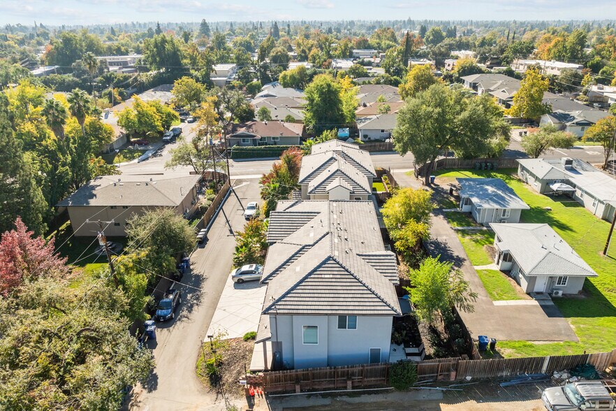 More Photos Of 5841 Del Campo Ln, Carmichael Multifamily For Sale