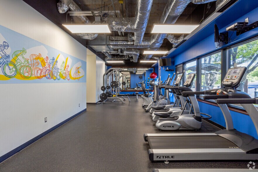 More Photos Of 6500 River Place Blvd, Austin Unknown For Lease