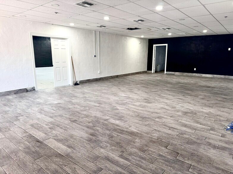 More Photos Of 1612 E Southern Ave, Phoenix Freestanding For Sale