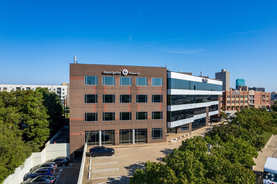 More Photos Of 1612 Summit Ave, Fort Worth Office For Lease