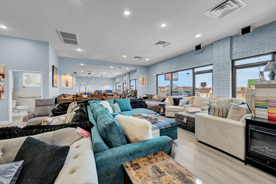 More Photos Of 1433 N Boulder Hwy, Henderson Freestanding For Sale