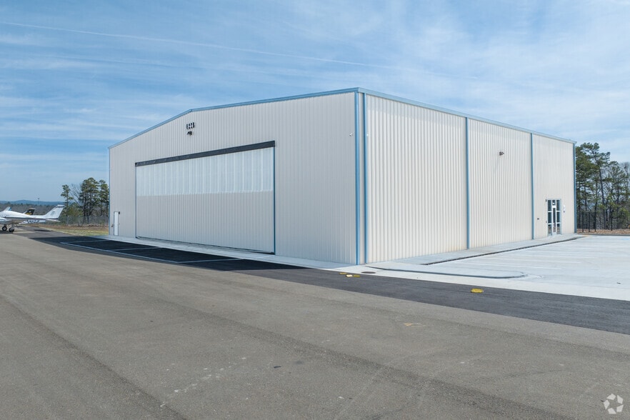 Primary Photo Of 1844 Airport Dr, Ball Ground Airplane Hangar For Sale