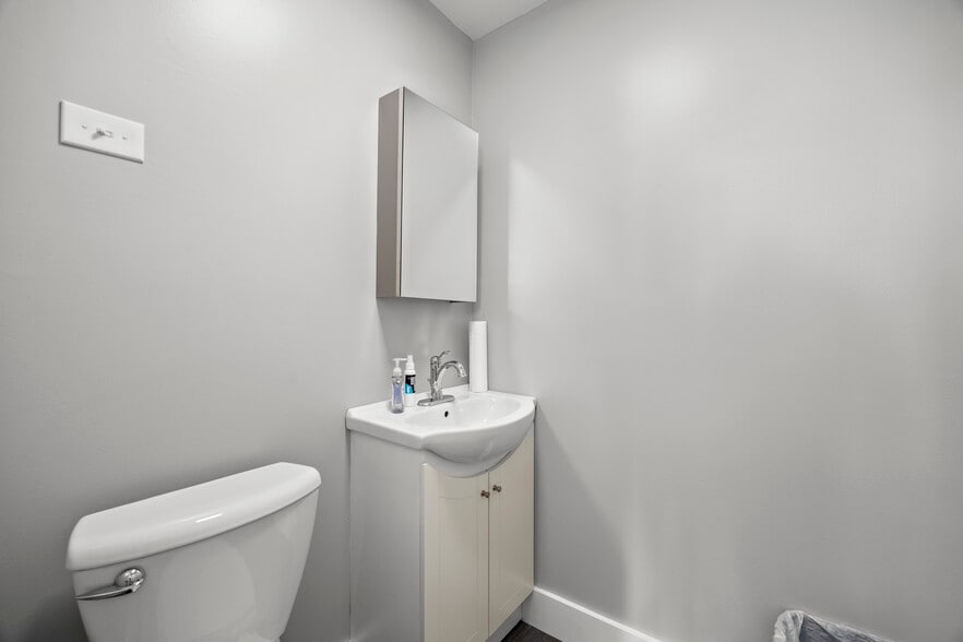 More Photos Of 1033 Cleveland Rd, Sandusky Auto Dealership For Sale