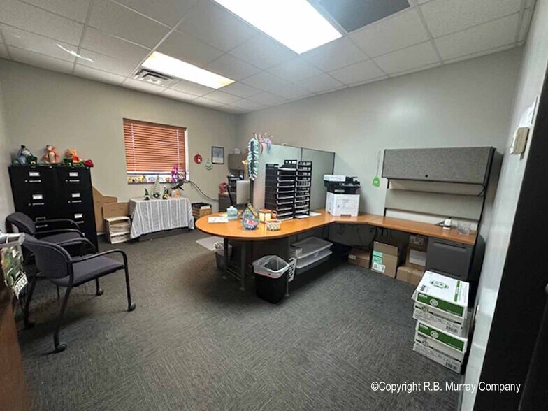 More Photos Of 2160 N Burton Ave, Springfield Truck Terminal For Lease