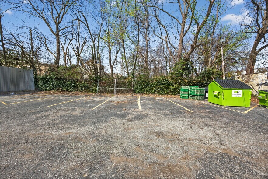 More Photos Of 6836 Prospect Ave, Kansas City Storefront For Sale