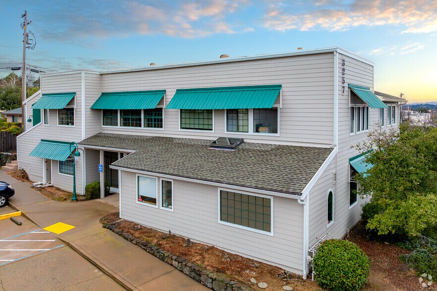 More Photos Of 3257 Professional Dr, Auburn Medical For Sale