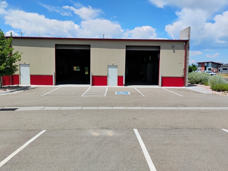 More Photos Of 13790 E I-25 Frontage Rd, Longmont Warehouse For Lease