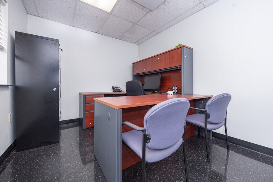 More Photos Of 99 Newbold Rd, Fairless Hills Warehouse For Lease