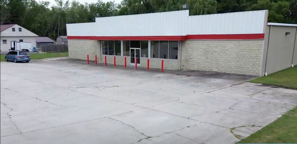 Primary Photo Of 3299 Lantana Rd, Crossville Freestanding For Lease