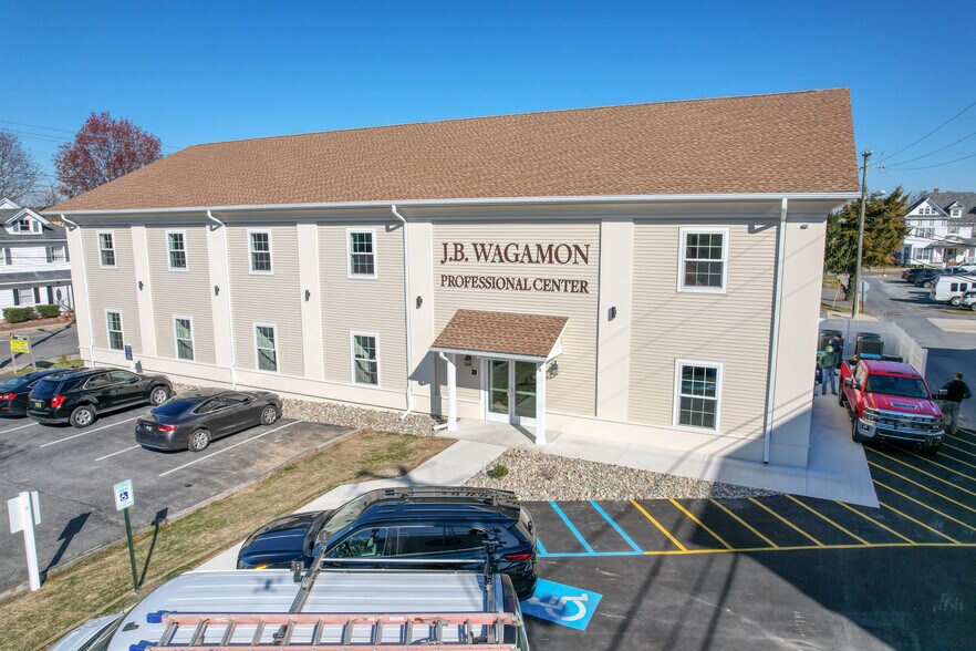 More Photos Of 4 E Laurel St, Georgetown Office For Lease