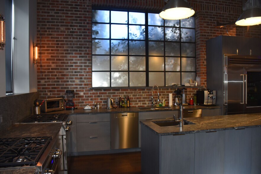 More Photos Of 92 Kennedy St, Hackensack Lodge Meeting Hall For Sale