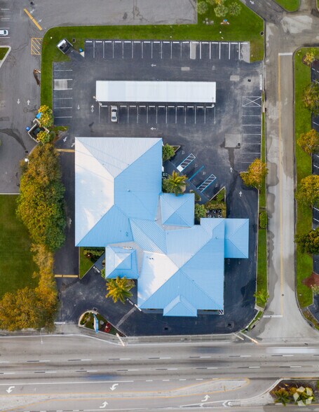 More Photos Of 1500 Colonial Blvd, Fort Myers Office For Lease