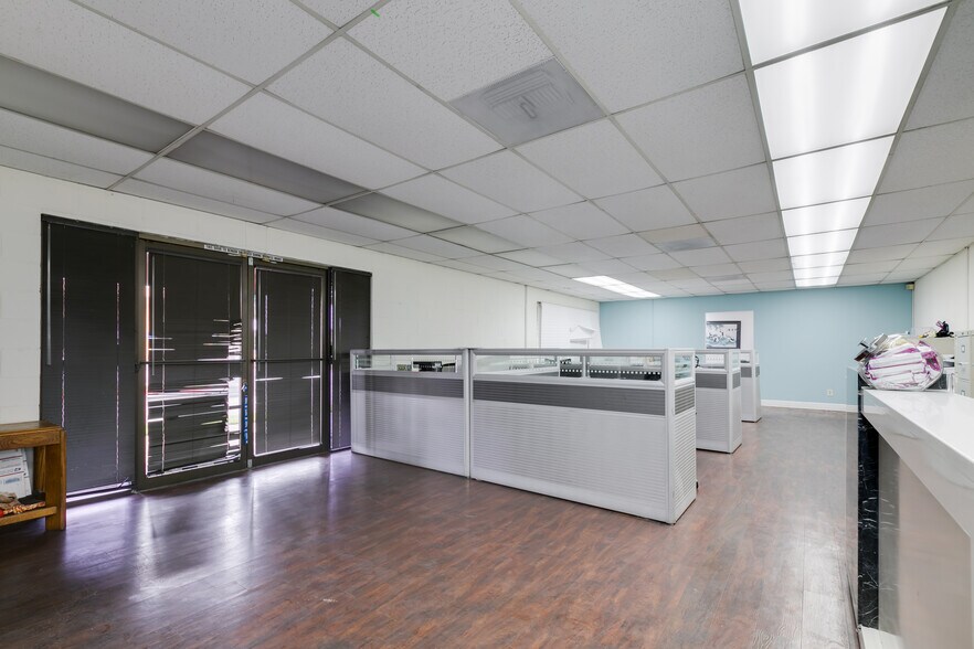 More Photos Of 544 Rimsdale Ave, Covina Warehouse For Sale