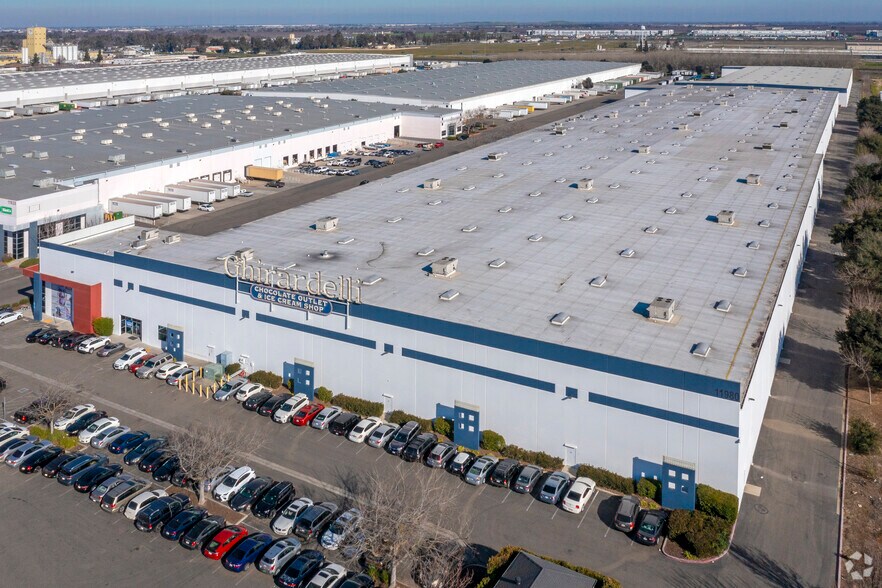 More Photos Of 11980 S Harlan Rd, Lathrop Distribution For Lease