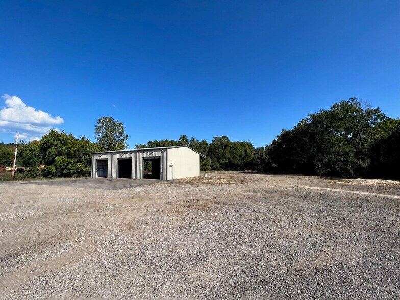 More Photos Of 8411 US Highway 64 W, Russellville Industrial For Sale