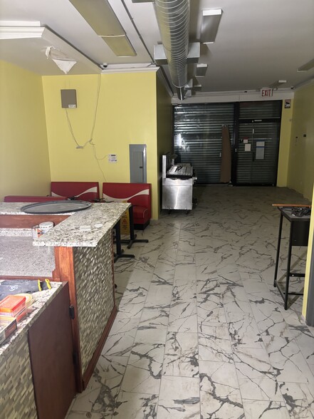 More Photos Of 192 Bay St, Staten Island Storefront Retail Residential For Sale