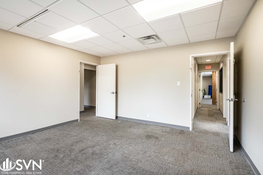 3174 Custer Dr, Lexington, KY 40517 Medical Office For Lease