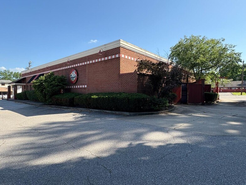 More Photos Of 4016 Dixie Hwy, Erlanger Restaurant For Lease