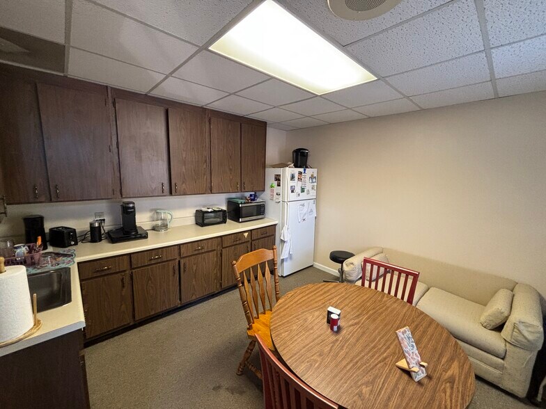 More Photos Of 3700 Largent Way, Smyrna Medical For Sale