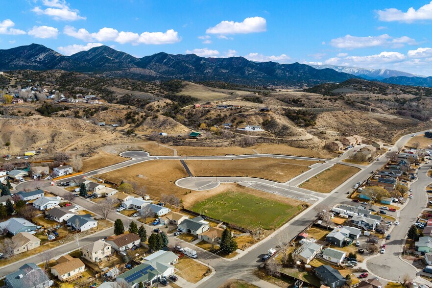 More Photos Of 913 County Road 218, Silt Land For Sale