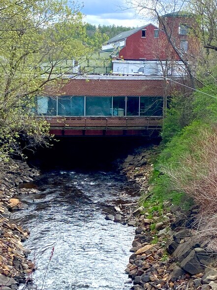 More Photos Of 6 Mill St, Ashland Industrial For Sale
